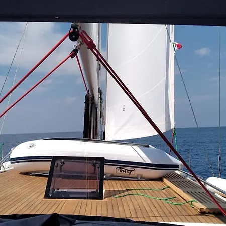 Adriatic Expert Botel Trogir