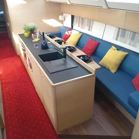 Botel Adriatic Expert Trogir